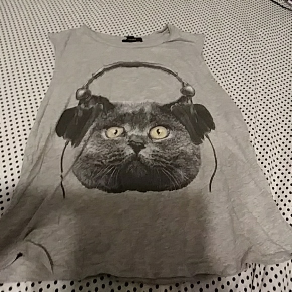Forever 21 Tops - Cat Head Sleeveless Tank Top